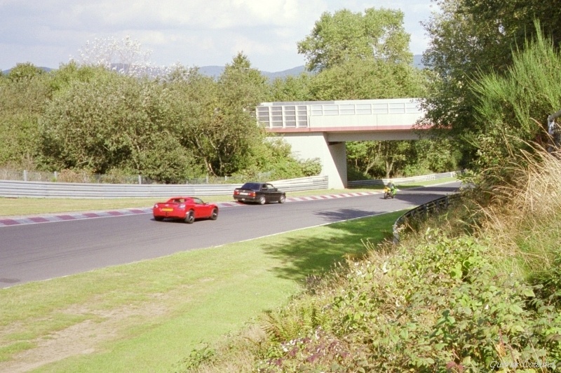 NS_20040916_20_045